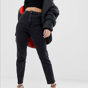 Stradivarious (ASOS) slim mom jean with stretch